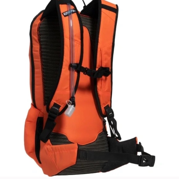 NWT - Klymit Echo 12-Liter Hydration Backpack - orange w/black trim   BH - Picture 6 of 9